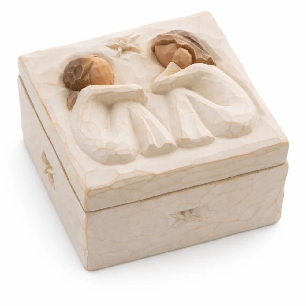 🌸 Willow Tree "Friendship" Keepsake Jewelry Box — SKU 26602 by artist Susan Lor